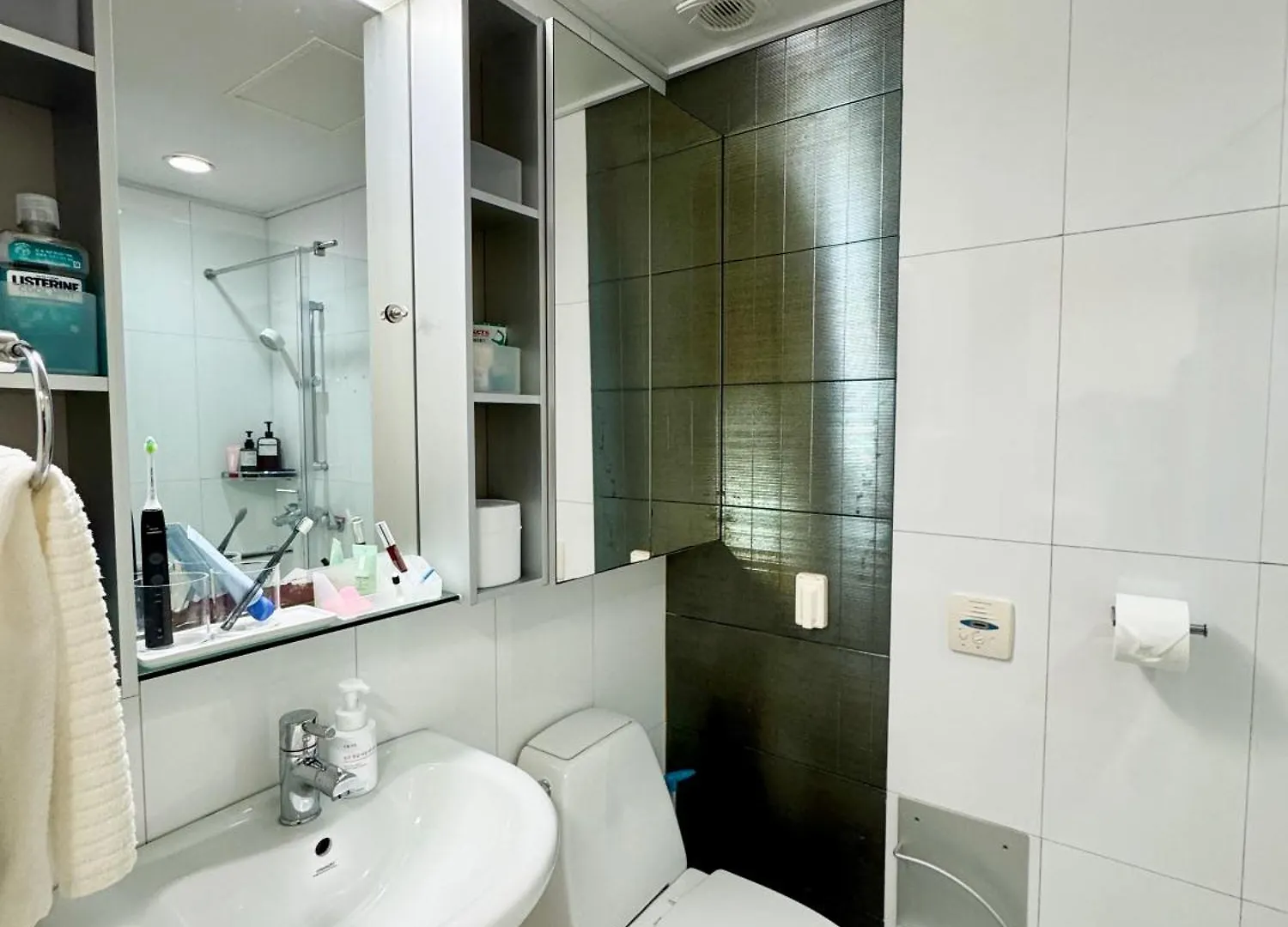 Gangnam Highrise Apartment 3 Min To Gangnam Station Seoul